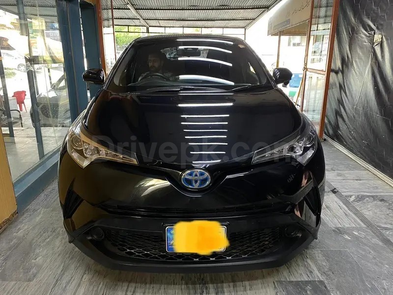 Toyota C-HR 2016