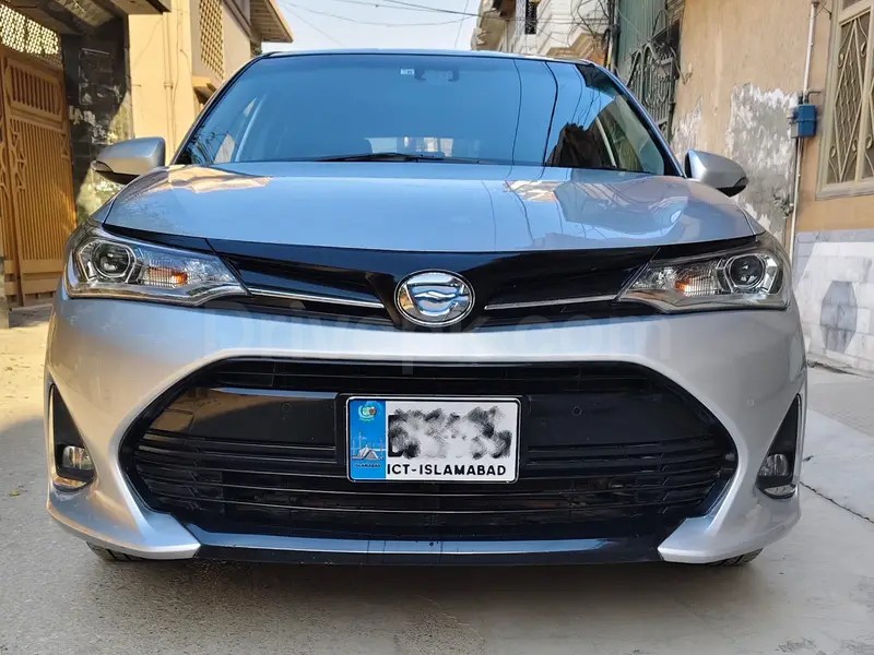 Toyota Corolla Fielder 2018