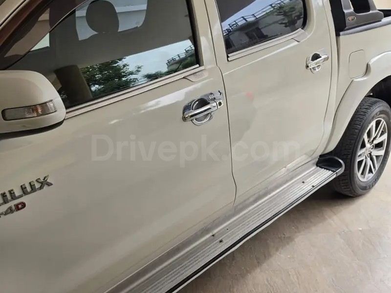 Toyota Hilux 2016