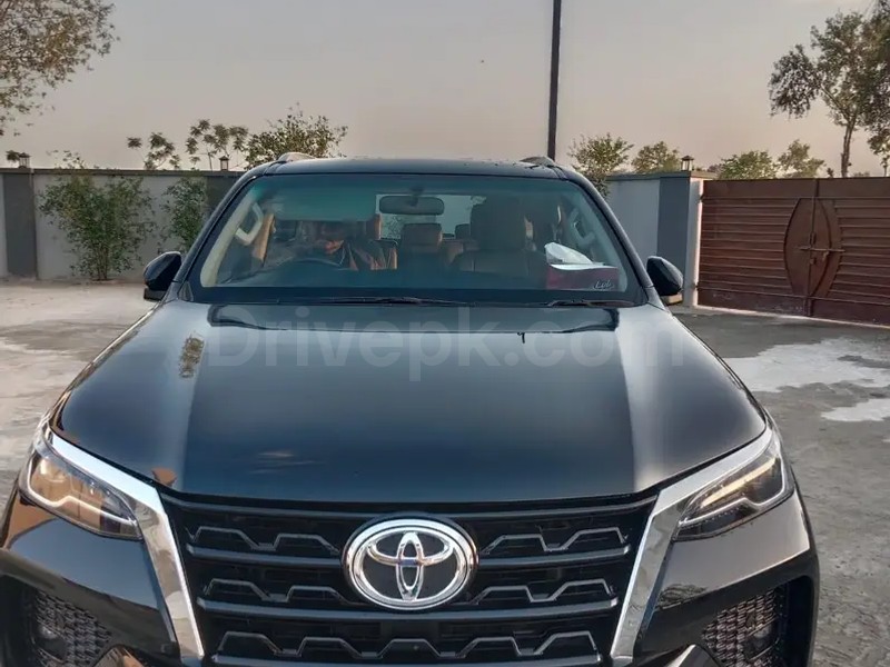Toyota Fortuner G 2024