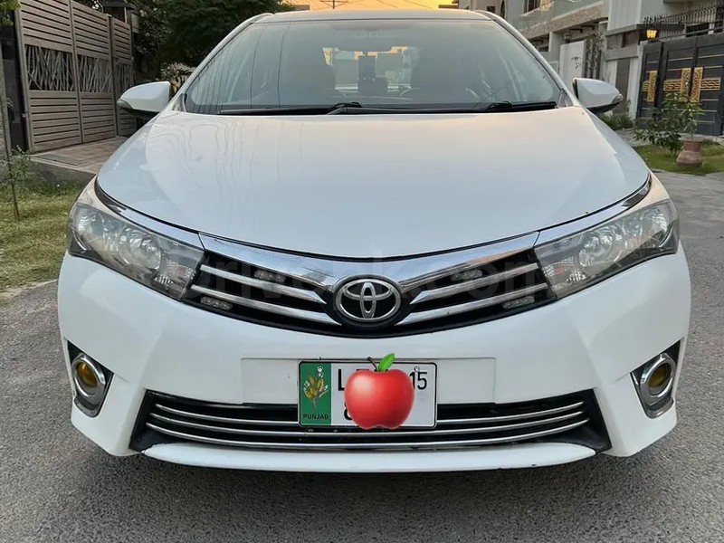 Toyota Corolla Altis 2015