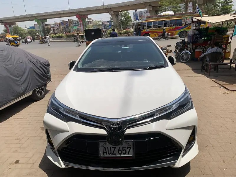 Toyota Corolla Altis 2025