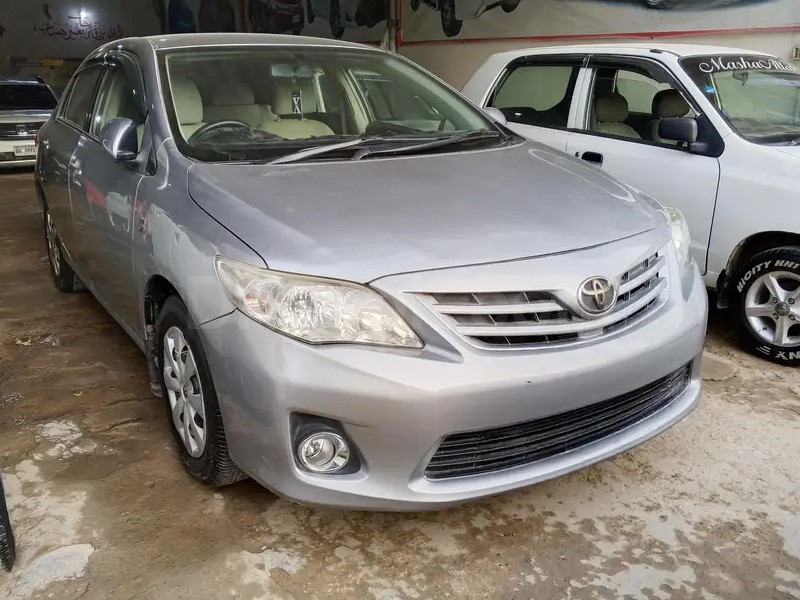 Toyota Corolla GLI 2011