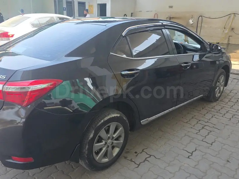 Toyota Corolla Altis 2016