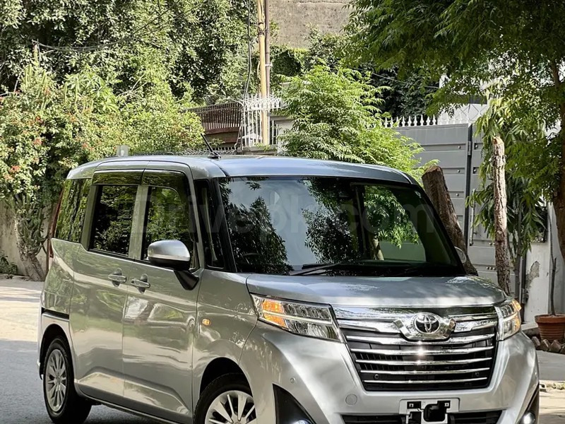 Toyota Roomy 2019