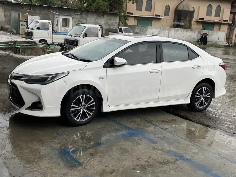Toyota Corolla Altis 2021