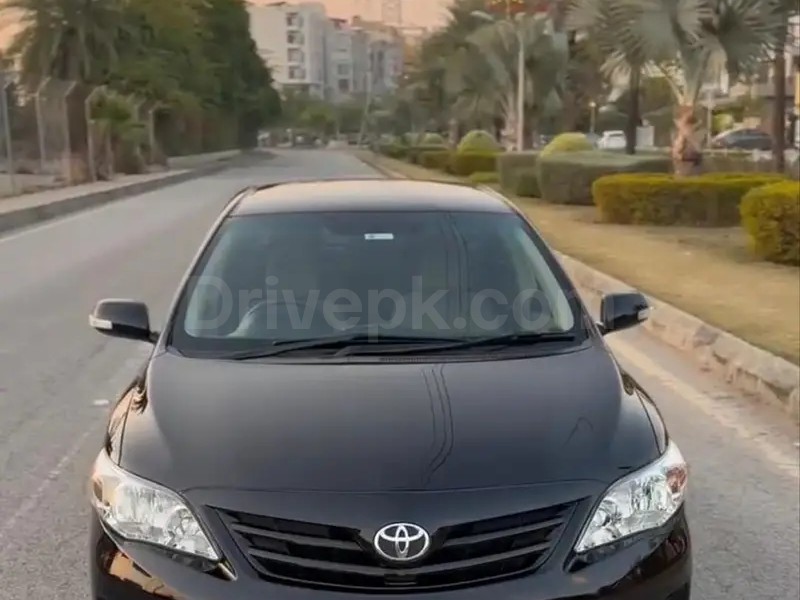 Toyota Corolla Altis 2012