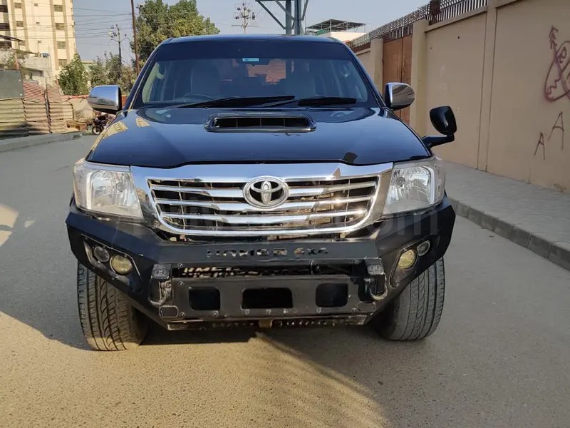 Toyota Hilux 2013