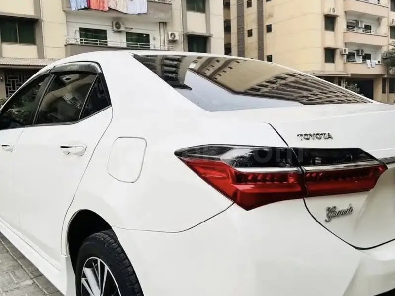 Toyota Altis Grande 2021