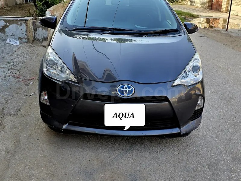 Toyota Aqua 2013