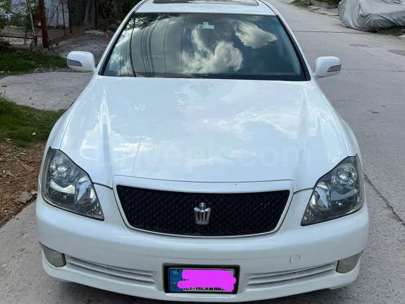Toyota Crown 2005