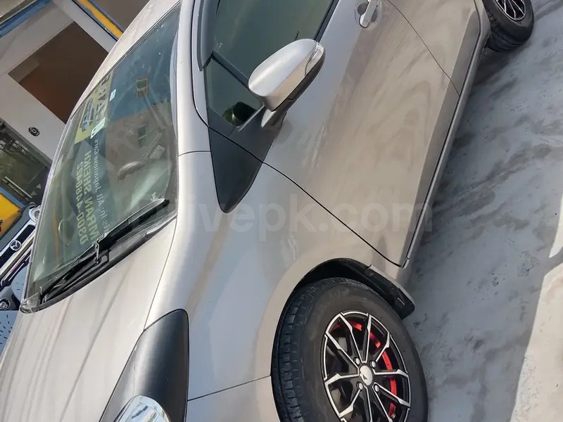 Toyota Vitz 2017