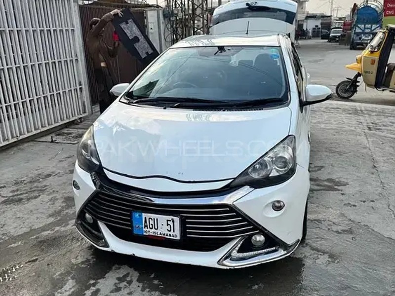 Toyota Aqua 2014
