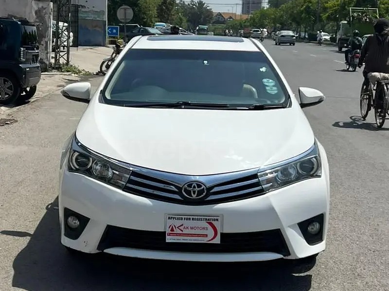 Toyota Altis Grande 2015