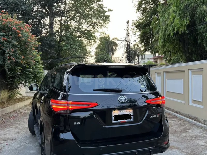 Toyota Fortuner 2025