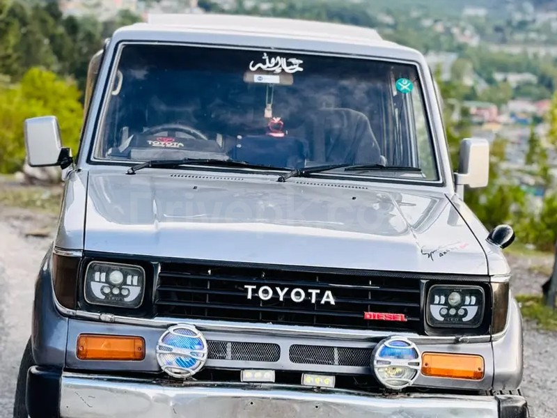Toyota Land Cruiser 1990
