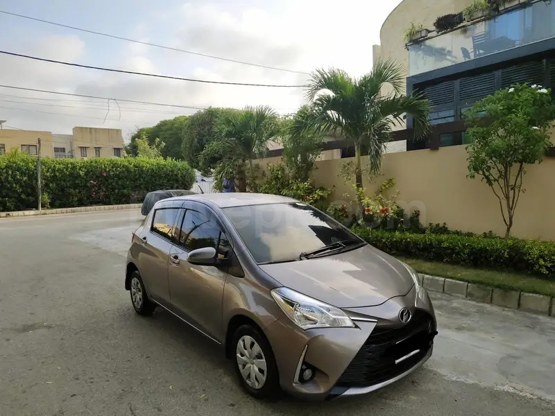 Toyota Vitz 2017