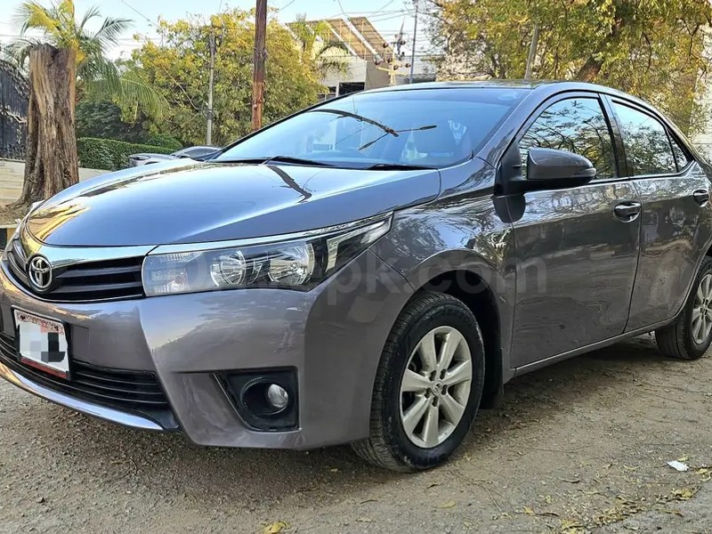 Toyota Corolla Altis 2015
