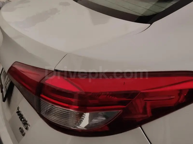 Toyota Yaris 2021