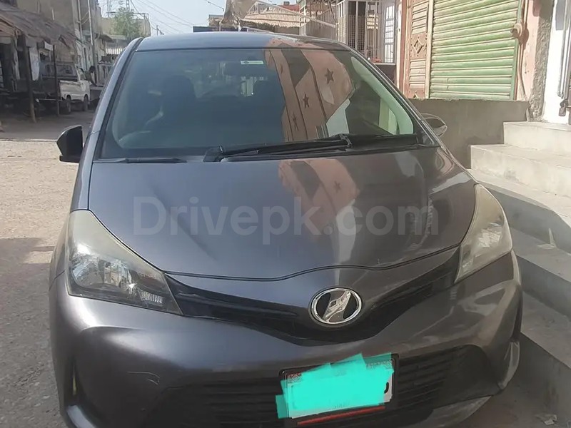 Toyota Vitz 2014