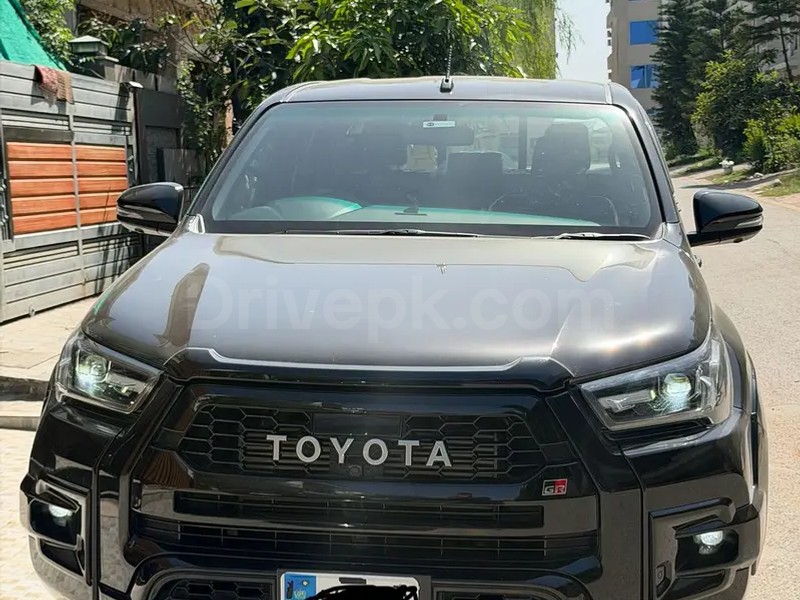 Toyota Hilux 2023