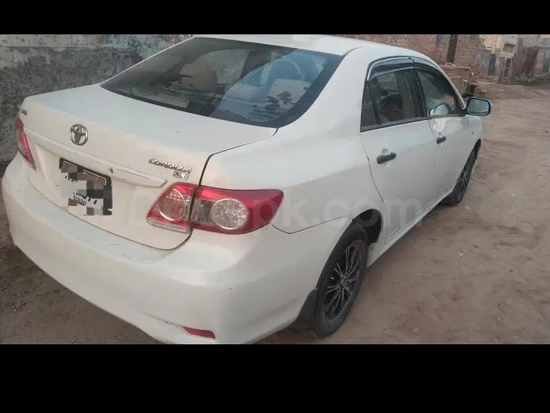 Toyota Corolla XLI 2013