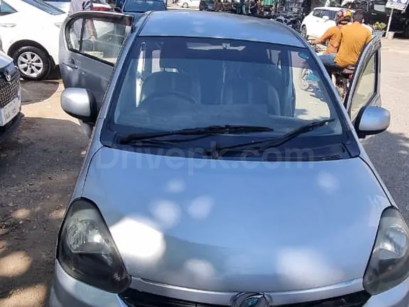 Daihatsu Mira 2016