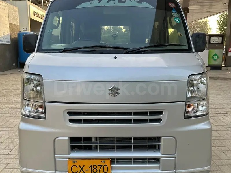 Suzuki Every 2013