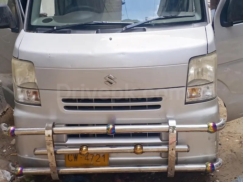 Suzuki Every 2011