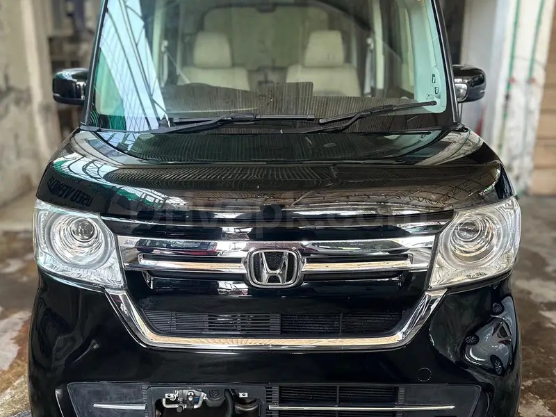 Honda N Box Custom 2022