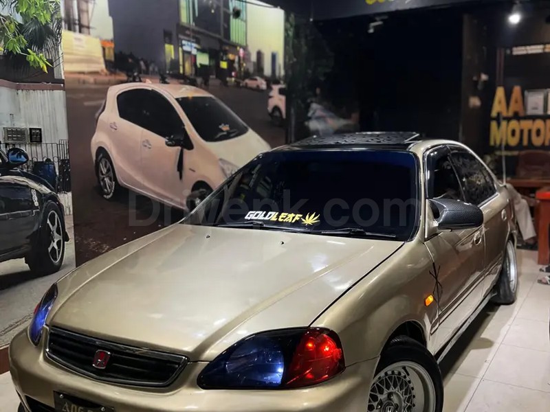 Honda Civic VTi Oriel Prosmatec 2001