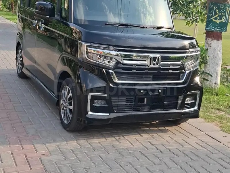 Honda N Box Custom 2023