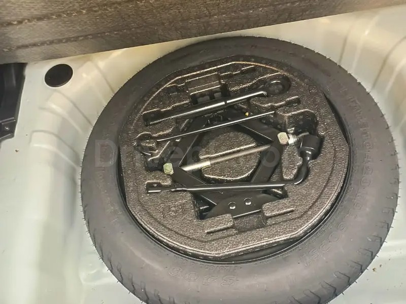 KIA STONIC 2024
