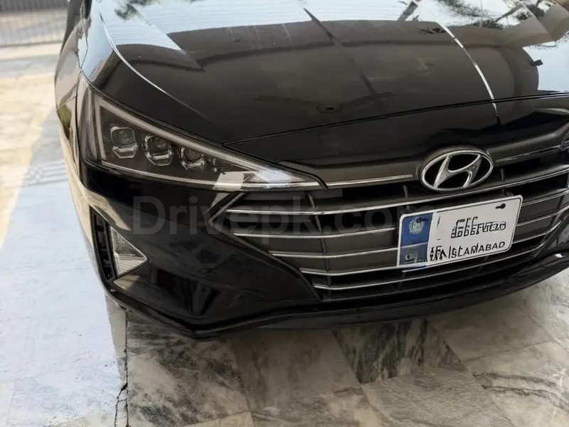 Hyundai Elantra 2021