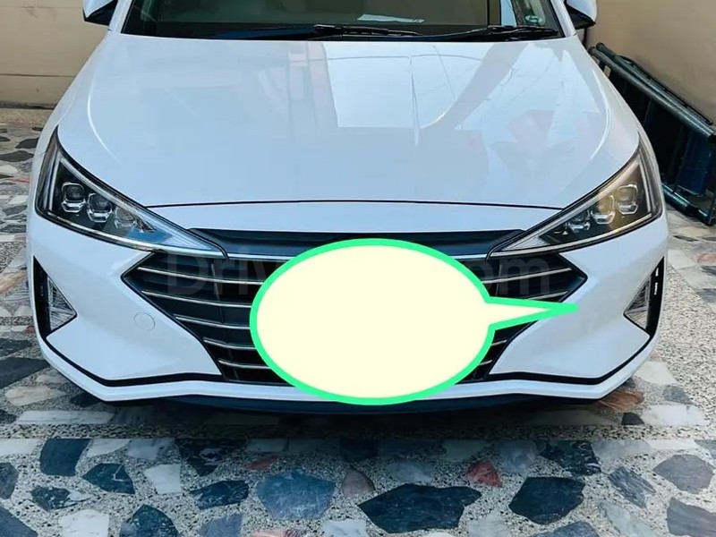 Hyundai Elantra 2022