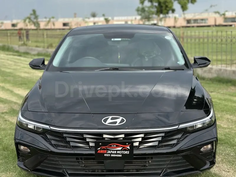Hyundai Elantra 2025
