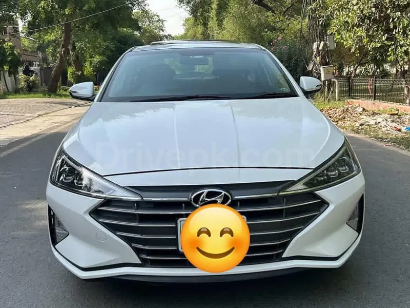Hyundai Elantra 2023