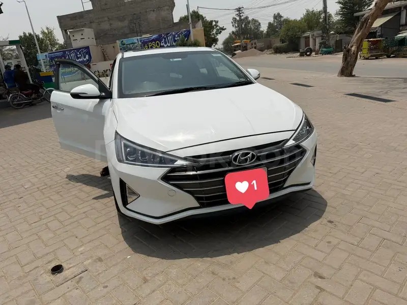 Hyundai Elantra 2021