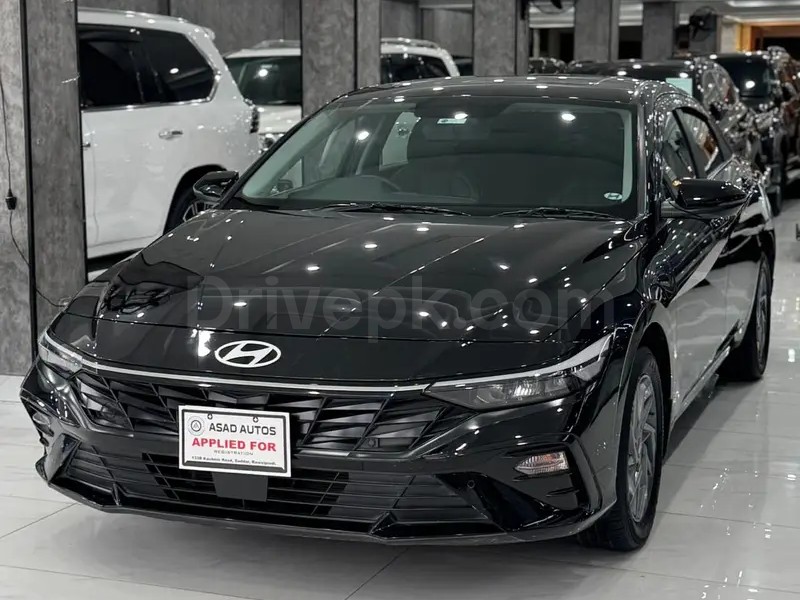 Hyundai Elantra 2025