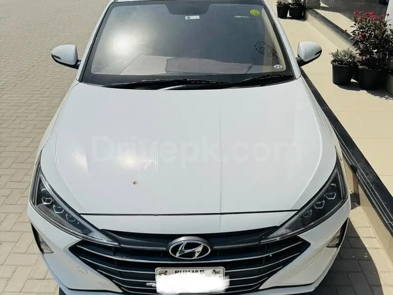 Hyundai Elantra 2023