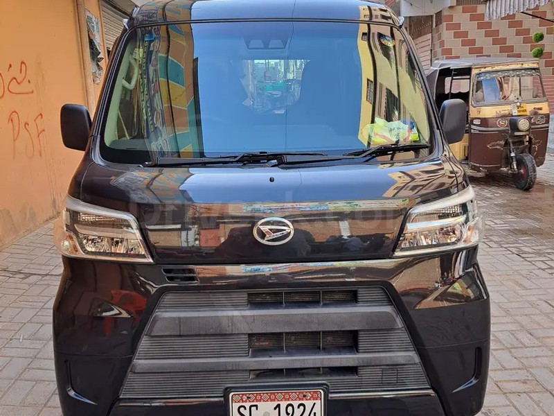 Daihatsu Hijet 2020