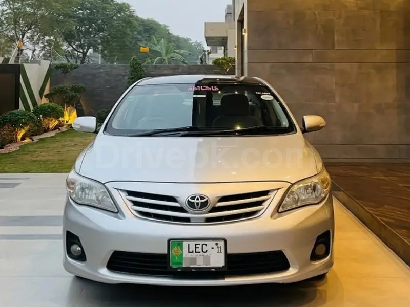 Toyota Corolla GLI 2011