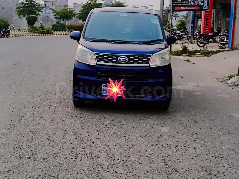Daihatsu Move 2015