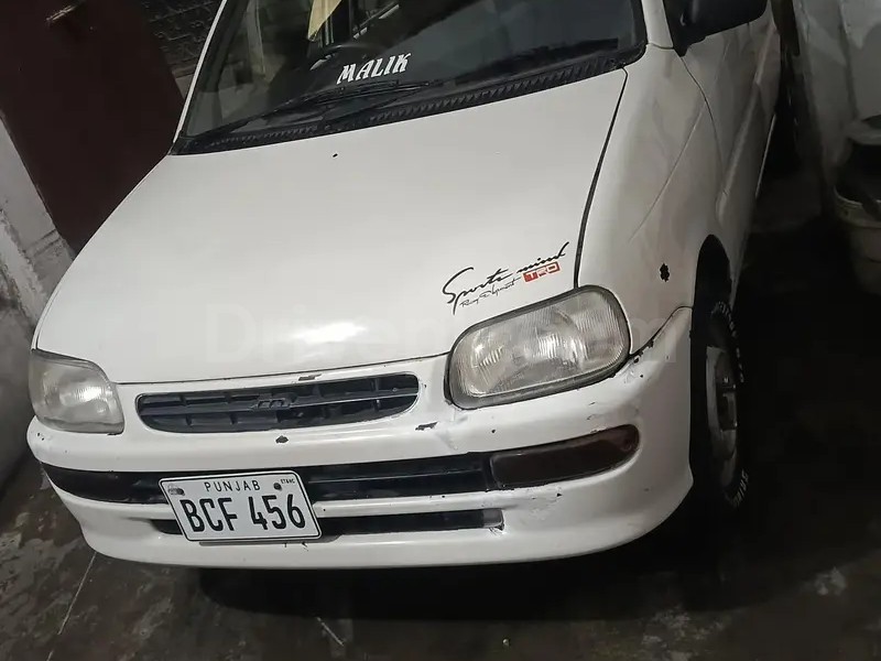 Daihatsu Cuore 2004