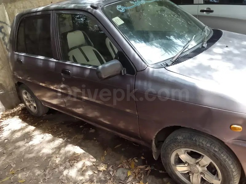 Daihatsu Cuore 2002