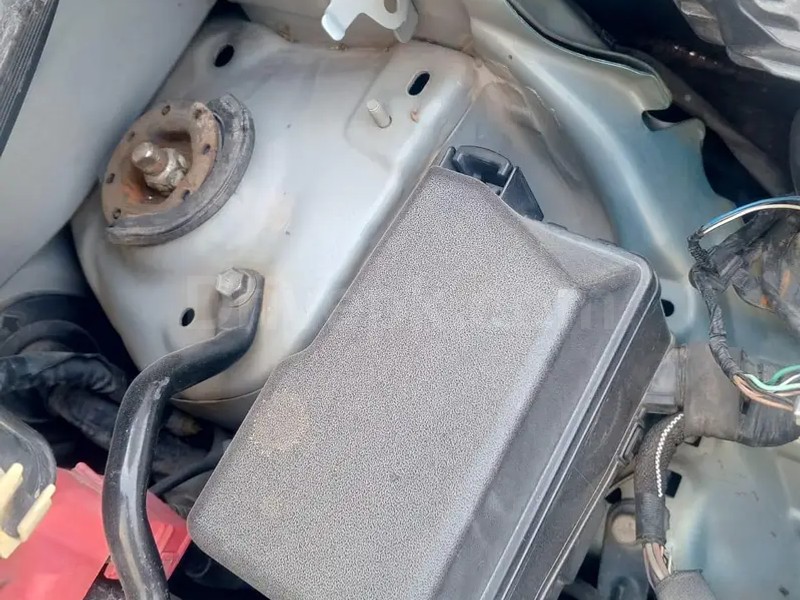 Daihatsu Mira 2019