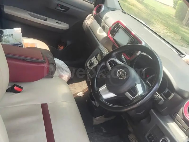 Daihatsu Boon 2017