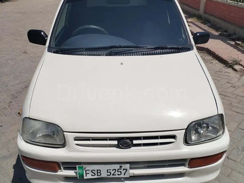 Daihatsu Cuore 2003