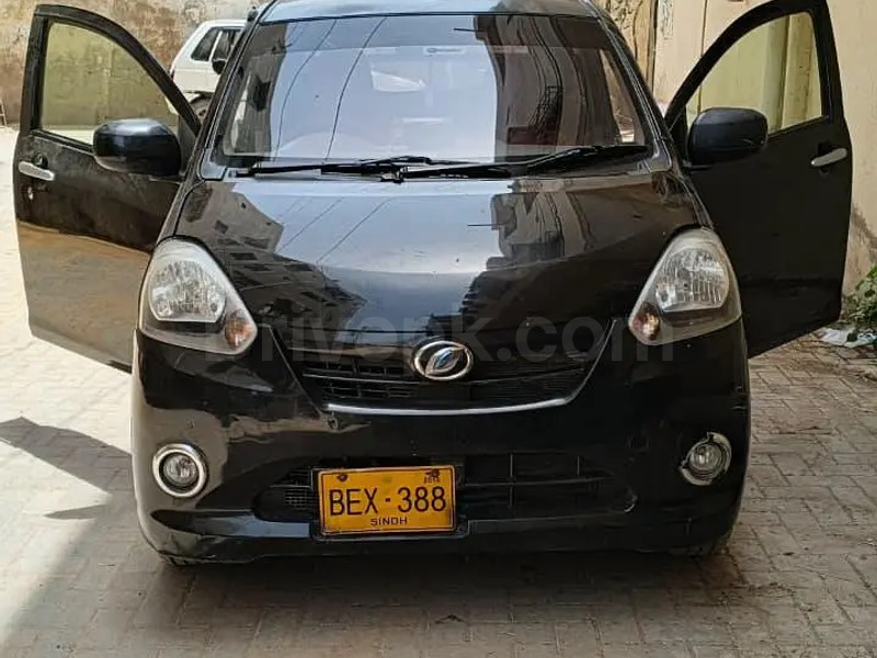 Daihatsu Mira 2012