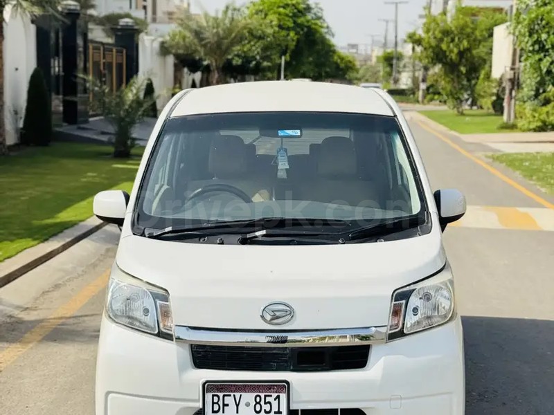 Daihatsu Move 2017